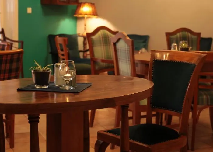 Penzion Kis Szarcsa Vendeghaz 3*