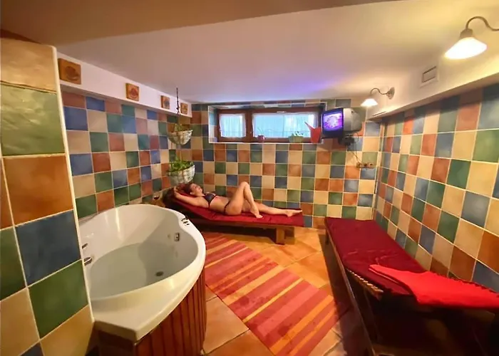 Pensjonat Kis Szarcsa Vendeghaz 3*