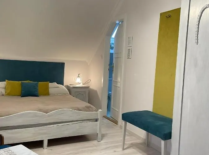 Kis Szarcsa Vendeghaz 3* Gárdony