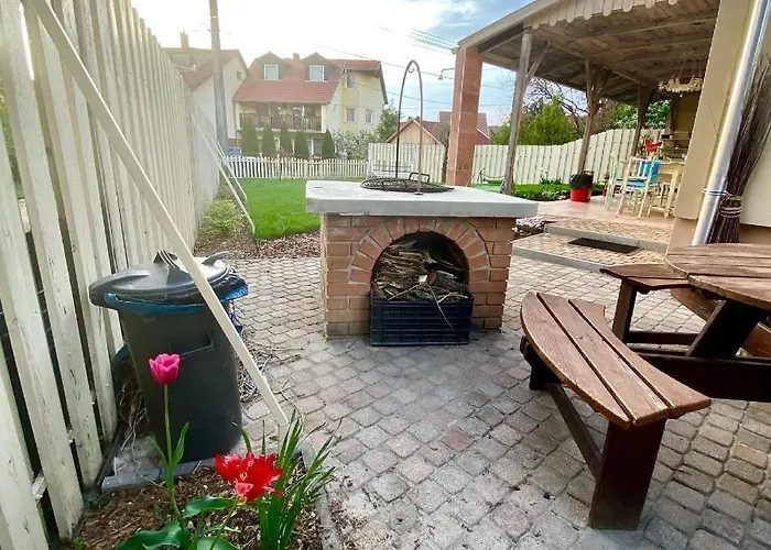 Kis Szarcsa Vendeghaz Penzion Gárdony