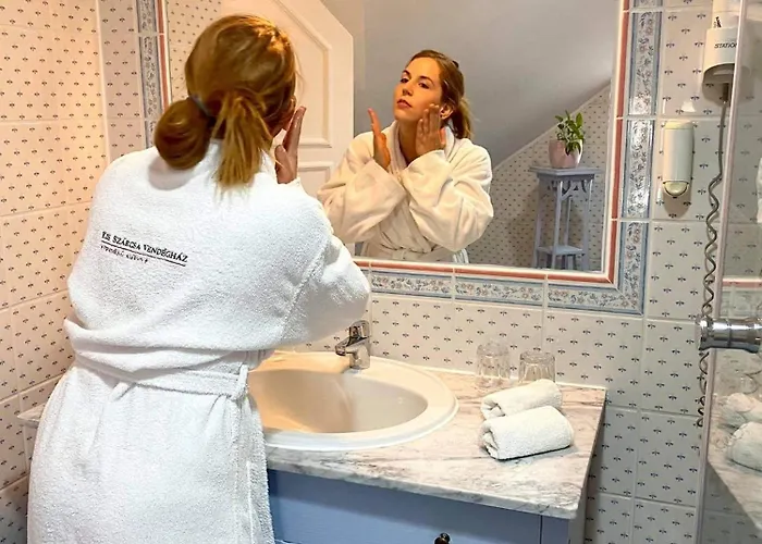 Penzion Kis Szarcsa Vendeghaz 3*